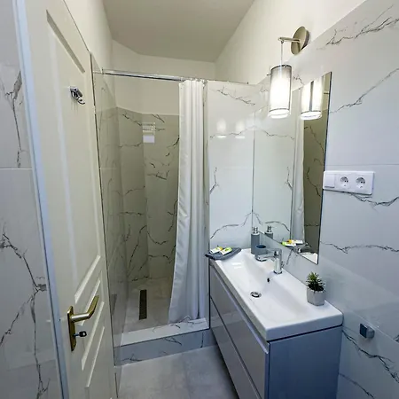 Heaven Apartment *
